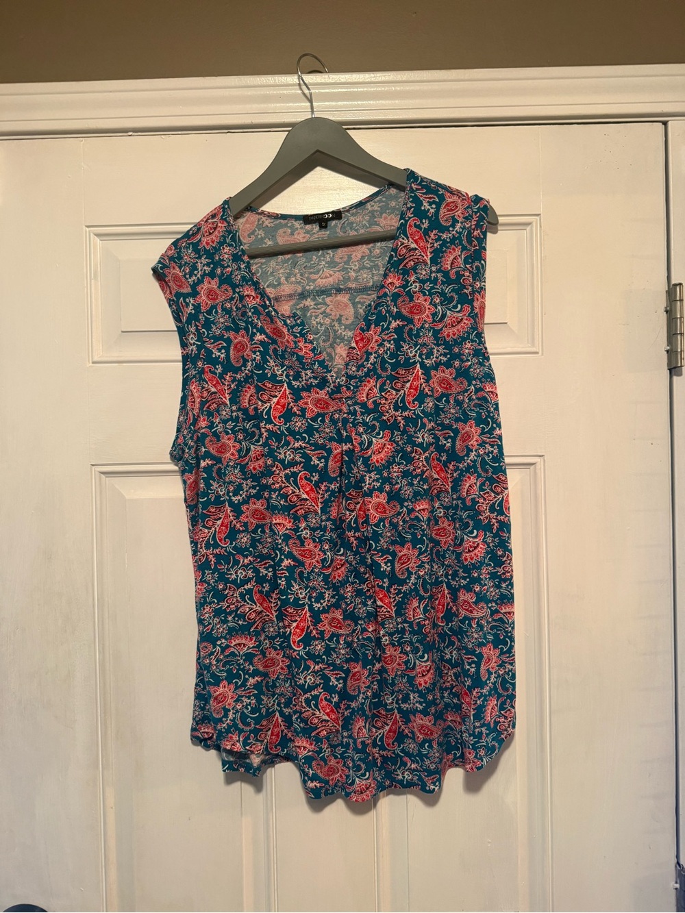 Papermoon Teal Paisley Sleeveless V-Neck Camisole with Pink Accents